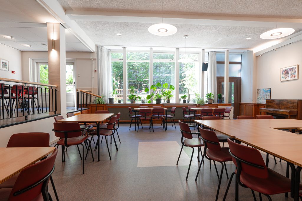 Tuinzaal richting tuin